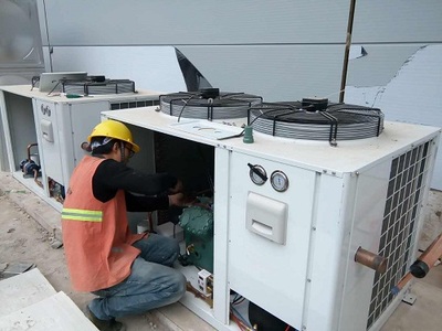 武漢天馬微電子公司1500立方防爆冷庫(kù)工程案例